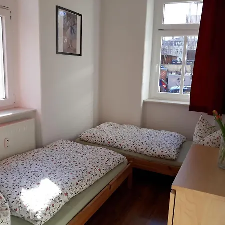 Schoene-5-Raum-Fewo-Mit-2-Baedern-Nahe-Dresden-Zentrum-Aw2 Appartement